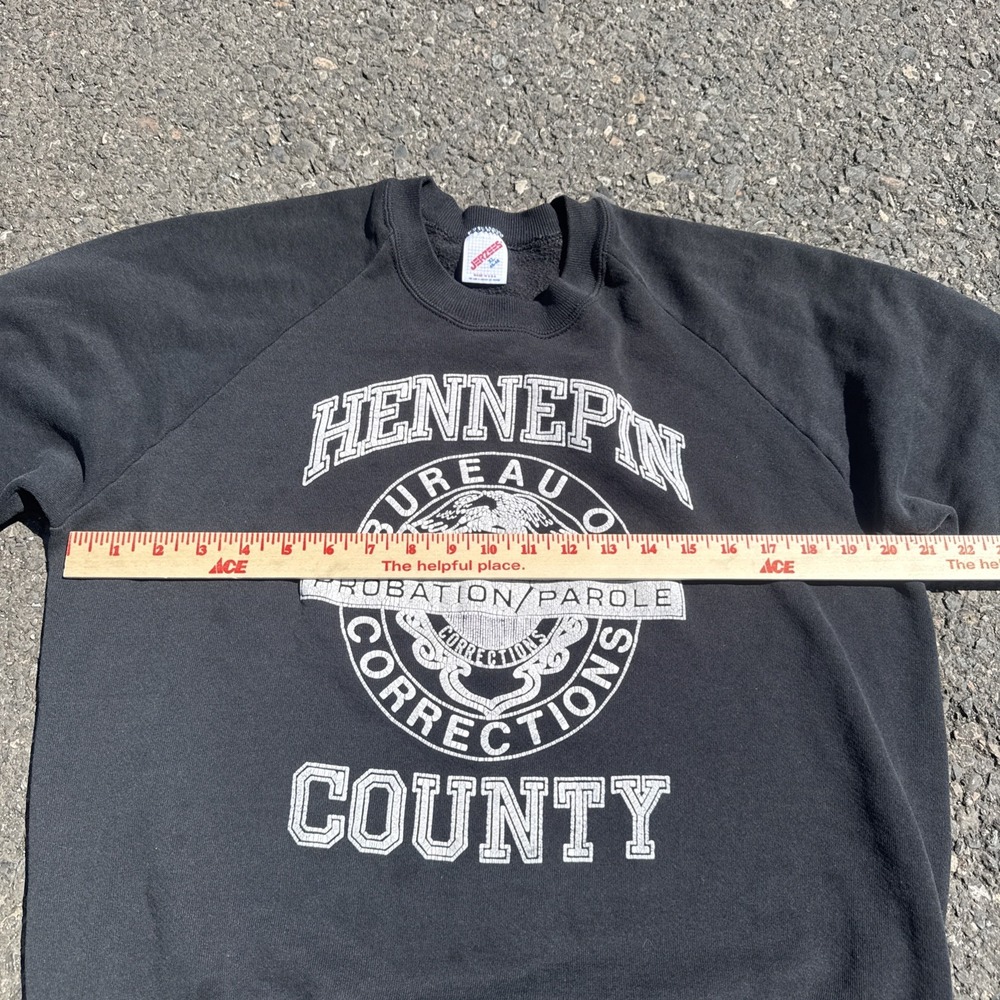 VINTAGE VTG Hennepin Bureau Of Probation Correction Country Jail Crewneck USA XL - Picture 6 of 7